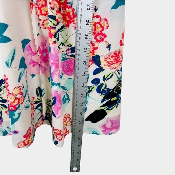 Yumi Kim Goddess Floral Dress Size XS Style S1910. - Picture 9 of 10